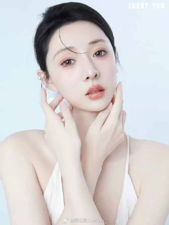 QQ游戏下载界面